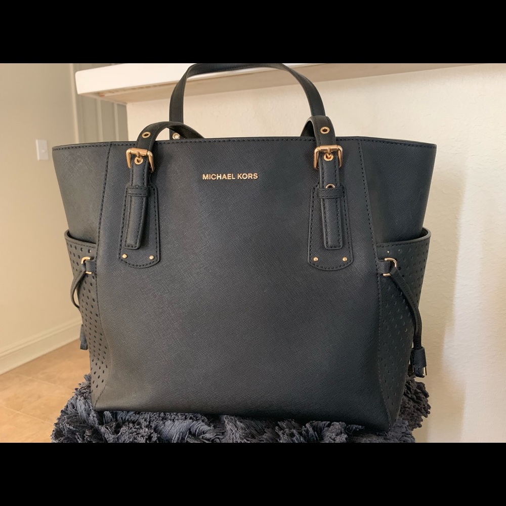 Michael Kors Bag with gold details